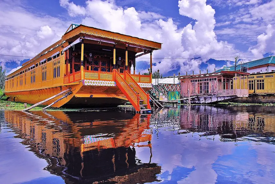 Srinagar & Gulmarg Short Break thumbnail 3